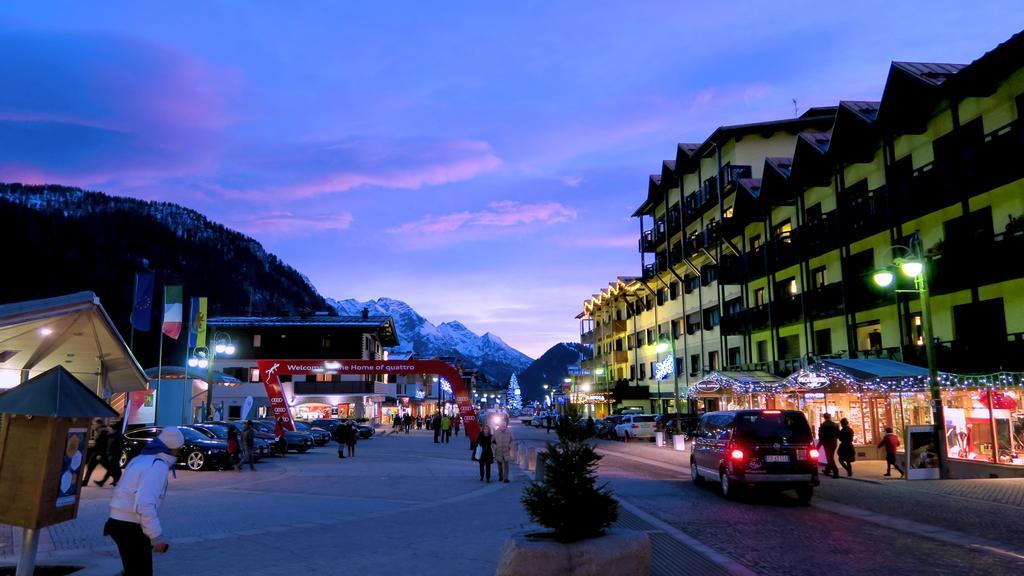 Savoia Palace Hotel Madonna di Campiglio Ngoại thất bức ảnh