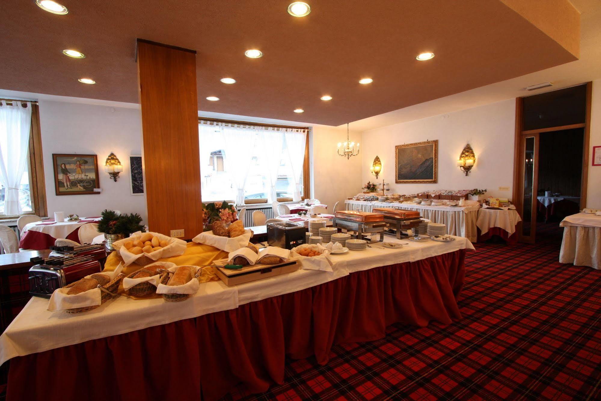 Savoia Palace Hotel Madonna di Campiglio Ngoại thất bức ảnh